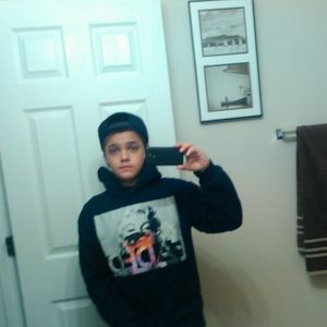 Meet your Posher, Dylan